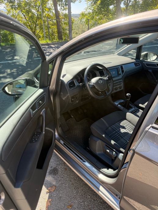VW Golf Sportsvan 2.0 TDI Lounge *JAMSTVO 12 MJESECI*, fotografija 6