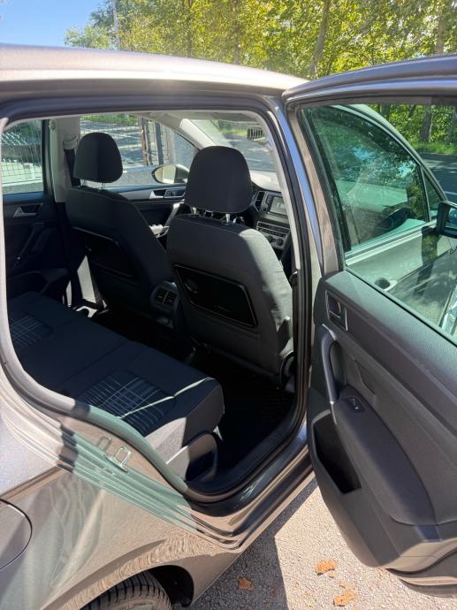 VW Golf Sportsvan 2.0 TDI Lounge *JAMSTVO 12 MJESECI*, fotografija 8
