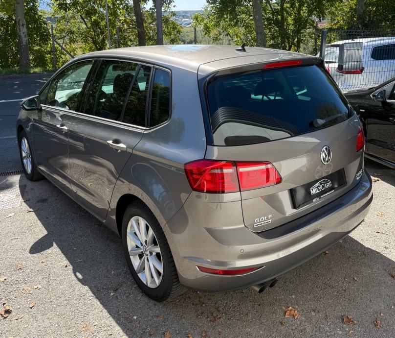 VW Golf Sportsvan 2.0 TDI Lounge *JAMSTVO 12 MJESECI*, fotografija 4