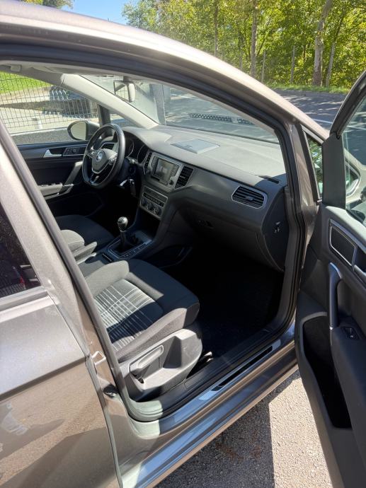 VW Golf Sportsvan 2.0 TDI Lounge *JAMSTVO 12 MJESECI*, fotografija 9