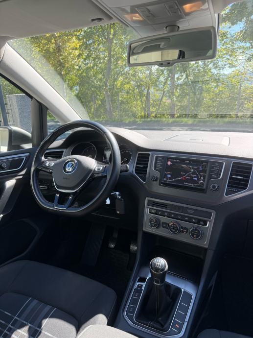 VW Golf Sportsvan 2.0 TDI Lounge *JAMSTVO 12 MJESECI*, fotografija 10
