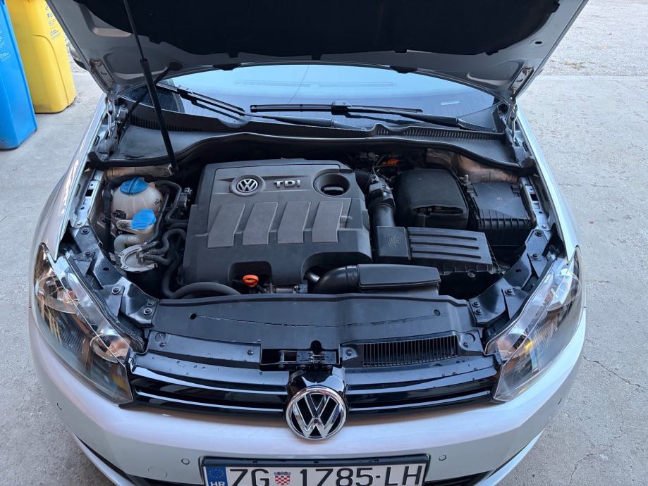 VW Golf VI 1,6 TDI, registriran godinu dana, 5850€, fotografija 9