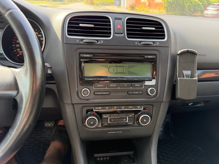VW Golf VI 2,0 TDI COMFORTLINE, fotografija 8