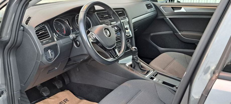 VW Golf VII 1,6 TDI Comfortline, fotografija 16