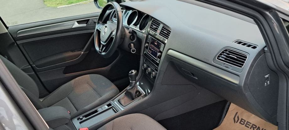 VW Golf VII 1,6 TDI Comfortline, fotografija 17