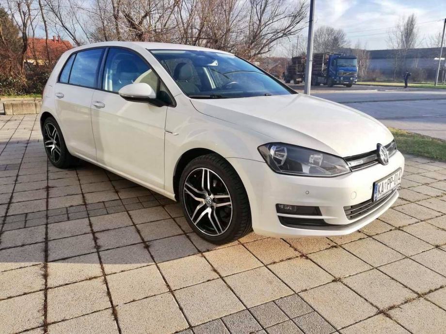 VW Golf VII 1,6 TDI • 81kW/110ks • 2016. g • 6 BRZINA • COMFORTLINE