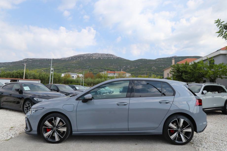 VW Golf VIII 1.4 TSI eHybrid GTE DSG-Tiptronik -IQ.LIGHT- VIRTUAL, fotografija 3
