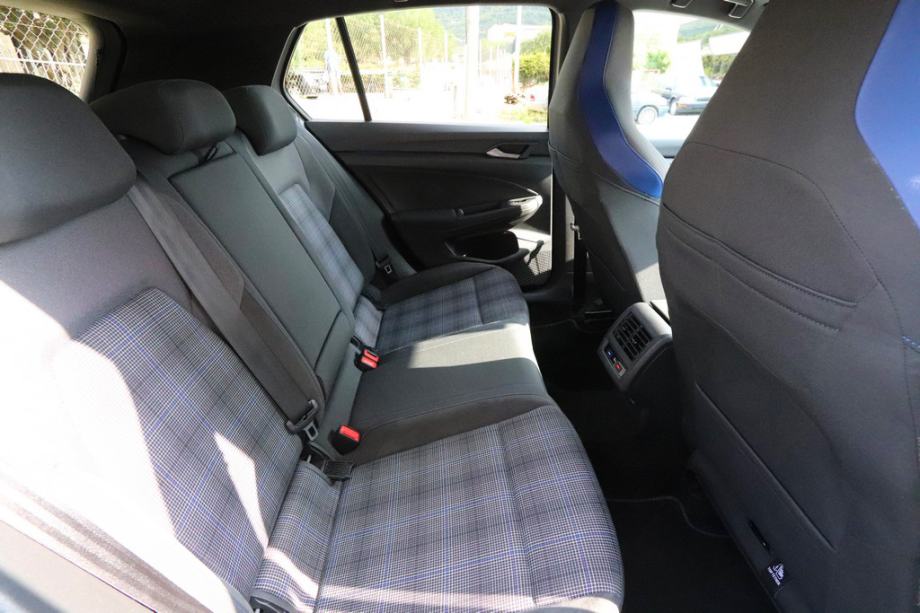 VW Golf VIII 1.4 TSI eHybrid GTE DSG-Tiptronik -IQ.LIGHT- VIRTUAL, fotografija 8