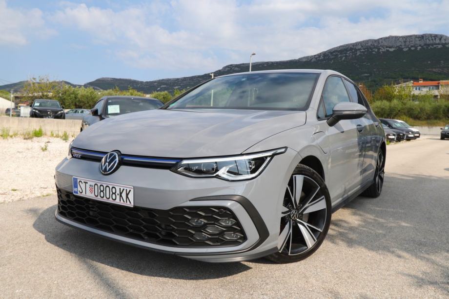 VW Golf VIII 1.4 TSI eHybrid GTE DSG-Tiptronik -IQ.LIGHT- VIRTUAL, fotografija 17