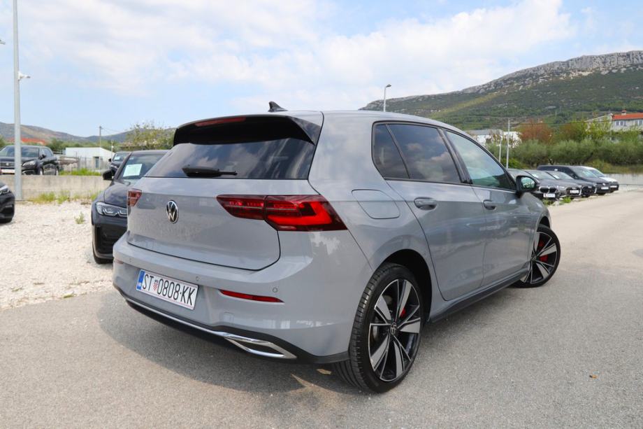 VW Golf VIII 1.4 TSI eHybrid GTE DSG-Tiptronik -IQ.LIGHT- VIRTUAL, fotografija 18