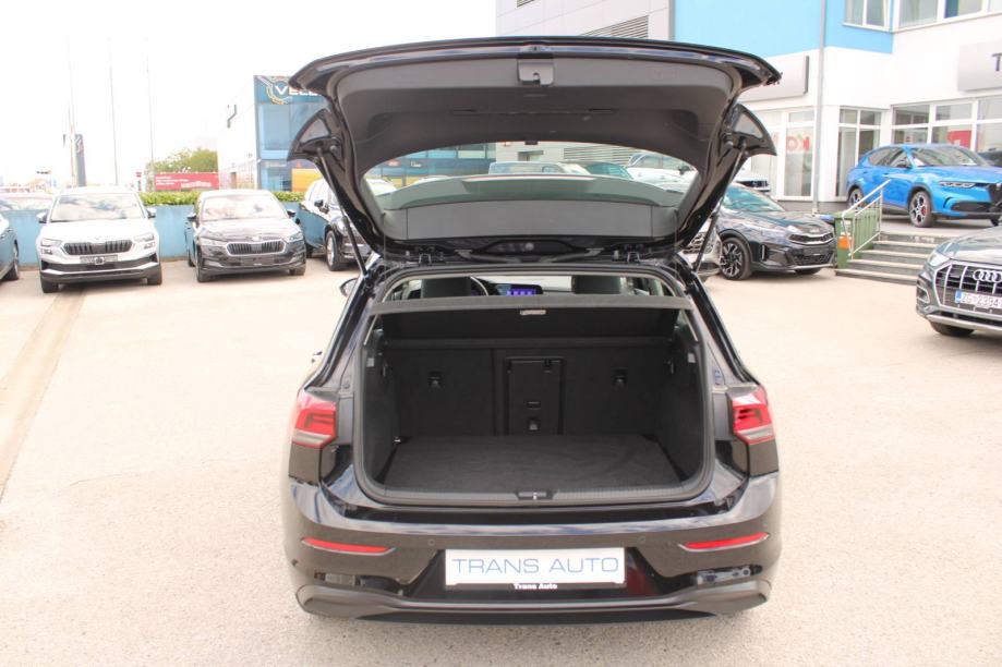 VW Golf VIII 2.0 TDi DSG *LED, NAVIGACIJA, KAMERA*, fotografija 9