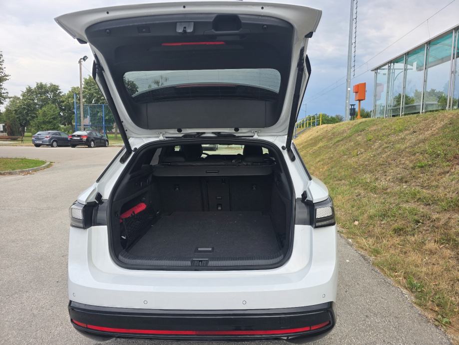 VW ID.7 Pro Tourer 77 kw, fotografija 4