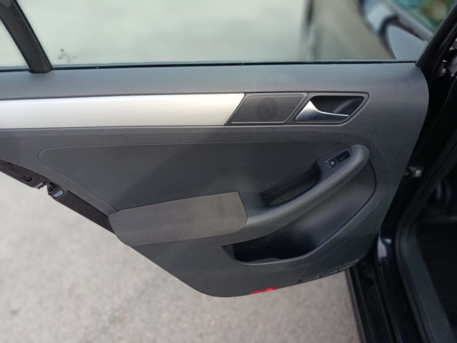 VW Jetta 1,6 TDI mali potrošač, fotografija 16