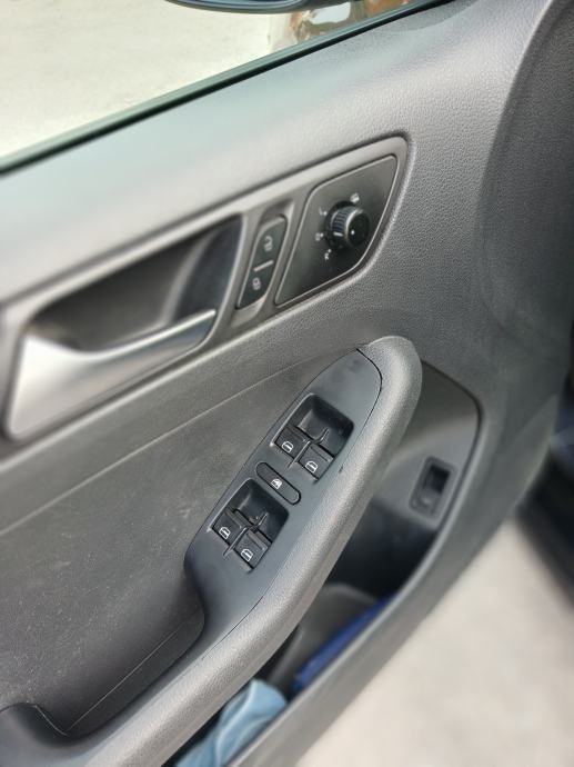 VW Jetta 1,6 TDI mali potrošač, fotografija 14