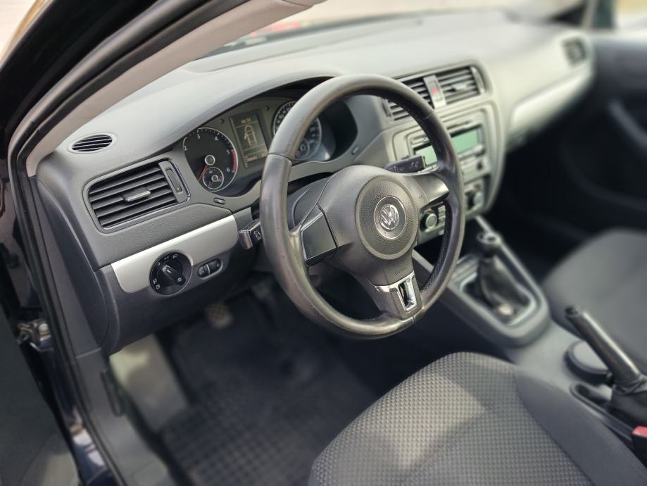 VW Jetta 1,6 TDI mali potrošač, fotografija 10