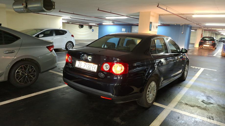 VW Jetta 1,9 TDI, fotografija 2