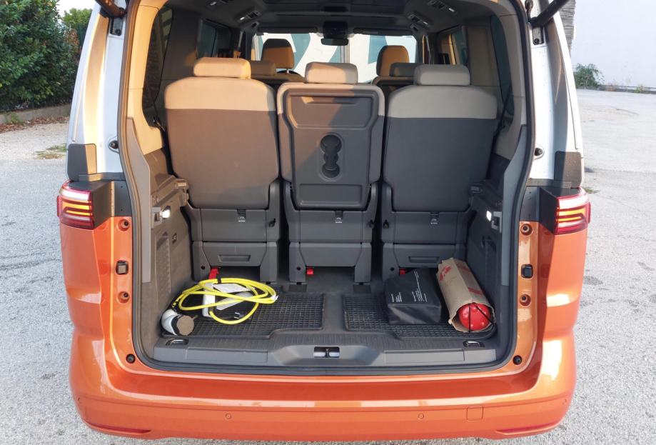 VW MULTIVAN 4LIFE L2 eHybrid 4MOTION DSG, HR VOZILO, U PDV-u, fotografija 14