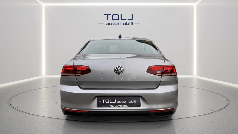 VW PASSAT 1,5 TSI **FULL SERVISNA** 1.VL**U PDV-U**, fotografija 5