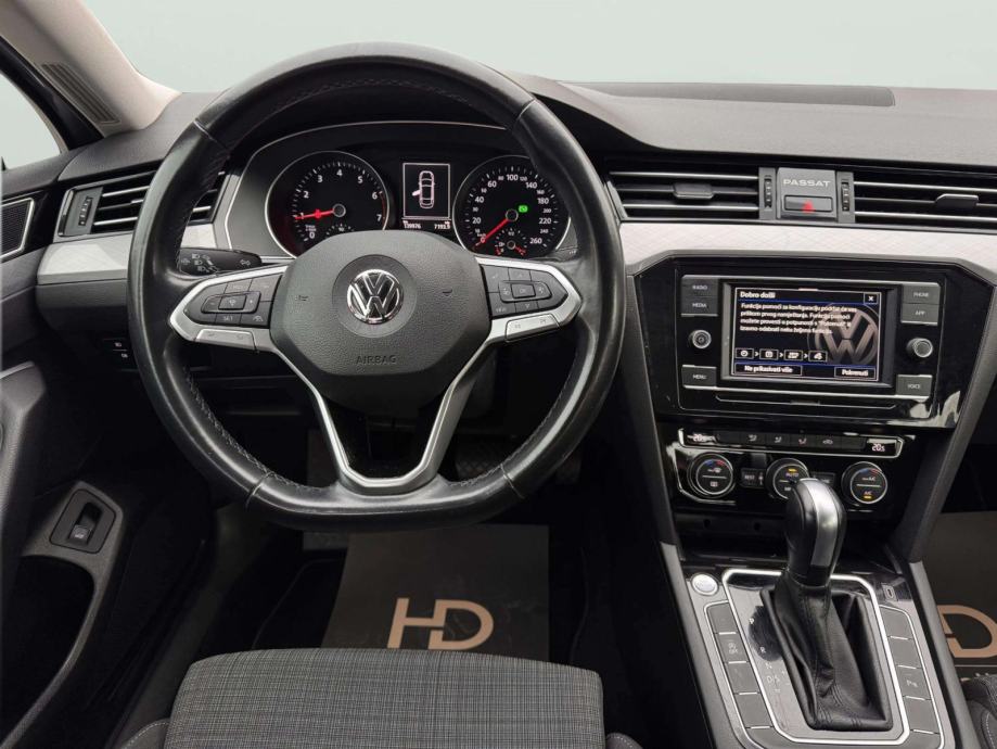 VW PASSAT 1,5 TSI **FULL SERVISNA** 1.VL**U PDV-U**, fotografija 10