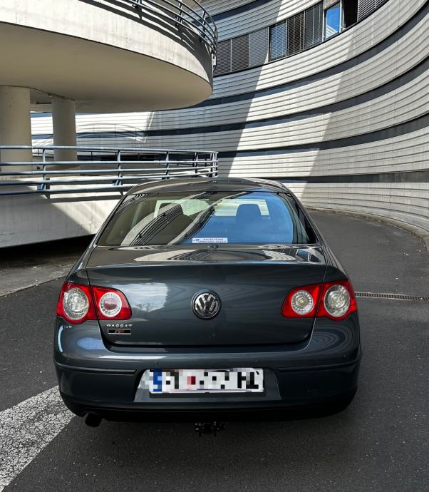 VW Passat 1,6*Hr.Auto*Klima*214TKM*Super stanje*, fotografija 7