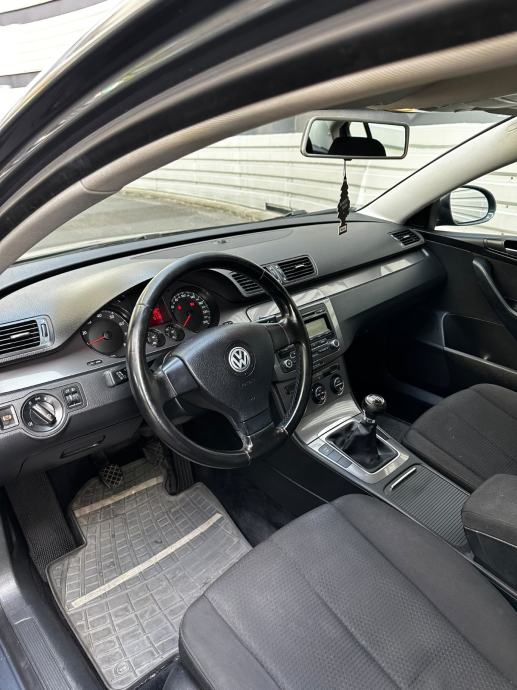 VW Passat 1,6*Hr.Auto*Klima*214TKM*Super stanje*, fotografija 8