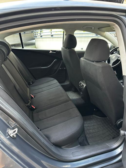 VW Passat 1,6*Hr.Auto*Klima*214TKM*Super stanje*, fotografija 10