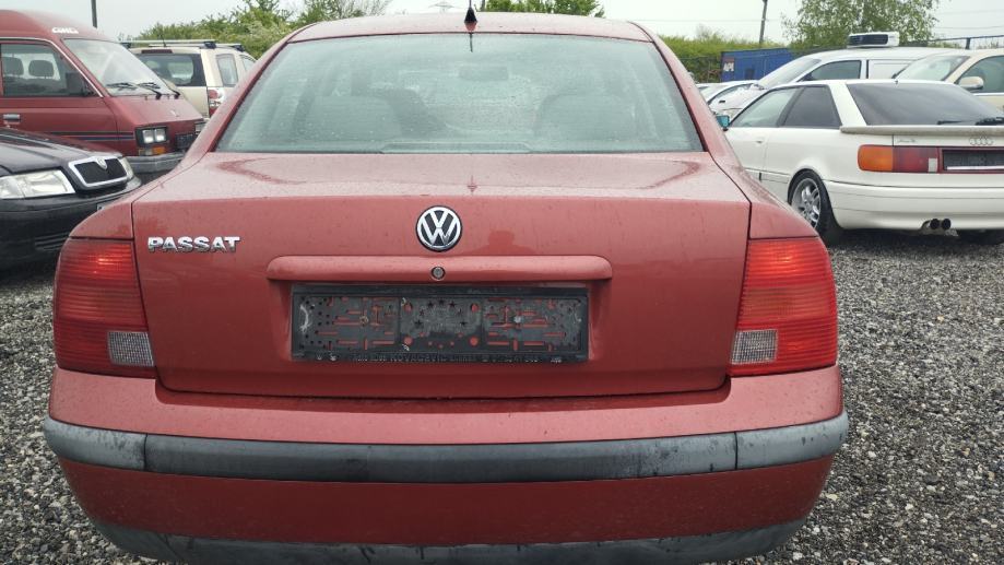 VW Passat 1,6, pogled izvana - slika 5