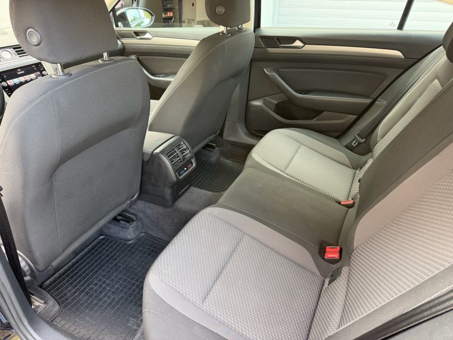 VW Passat 1,6 tdi, 1. vlasnik, nije uvoz, fotografija 8