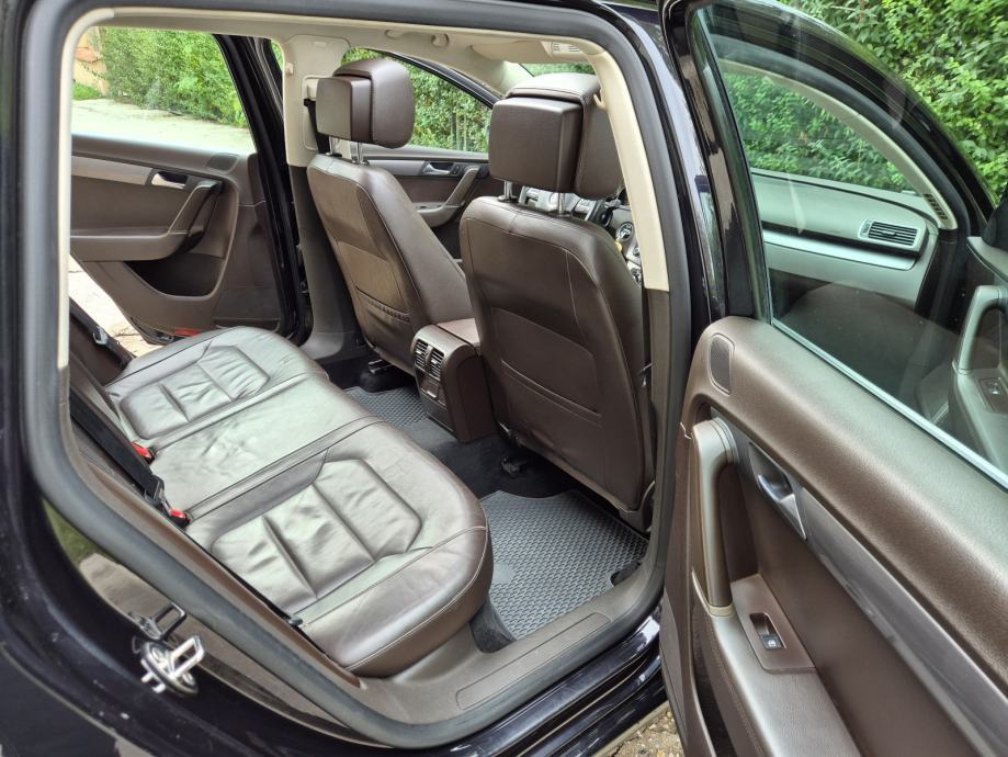 VW Passat 1.6 TDI HIGHLINE*KROVNI OTVOR*PARK. SENZORI*KOŽA*, fotografija 20