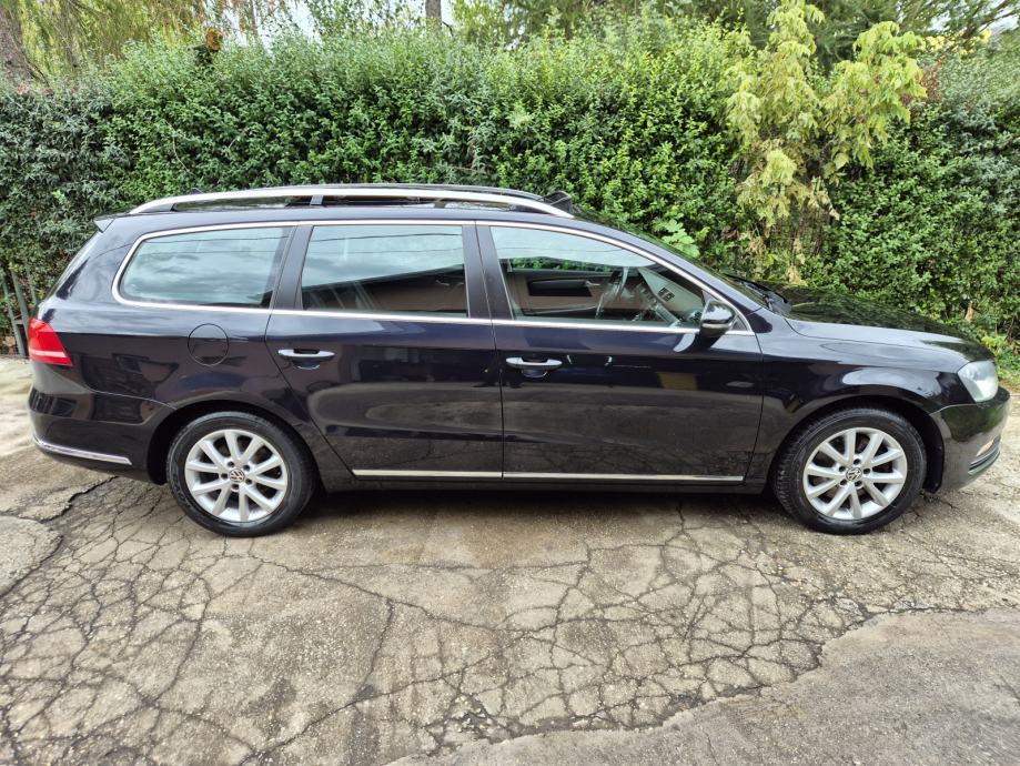 VW Passat 1.6 TDI HIGHLINE*KROVNI OTVOR*PARK. SENZORI*KOŽA*, fotografija 5
