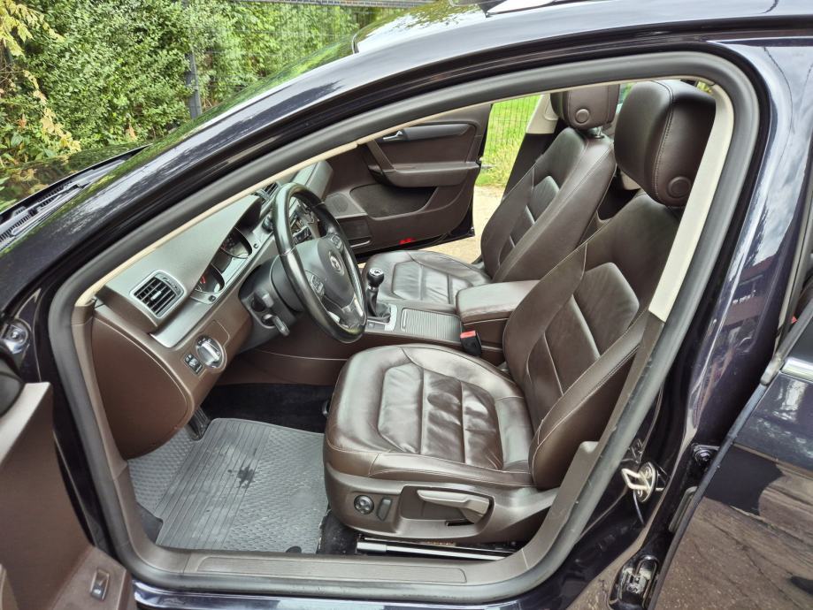 VW Passat 1.6 TDI HIGHLINE*KROVNI OTVOR*PARK. SENZORI*KOŽA*, fotografija 15