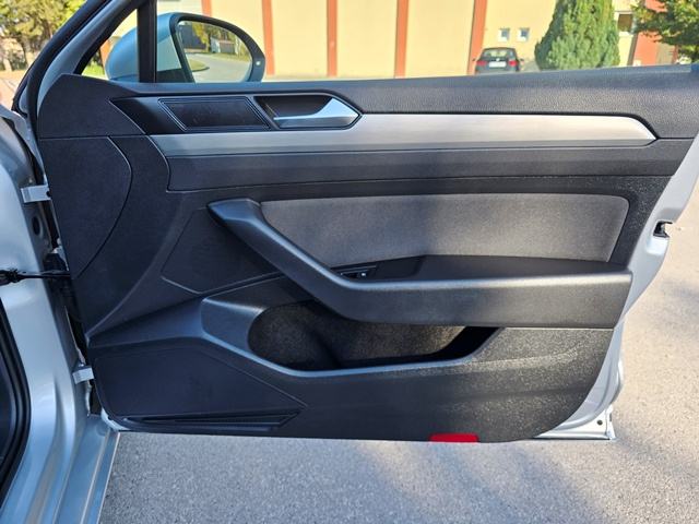 VW PASSAT 1.6 TDI-NAVI-TEMPO-PARK PILOT-PDC-1VL-POTVRDA KM-KAO NOV, fotografija 18