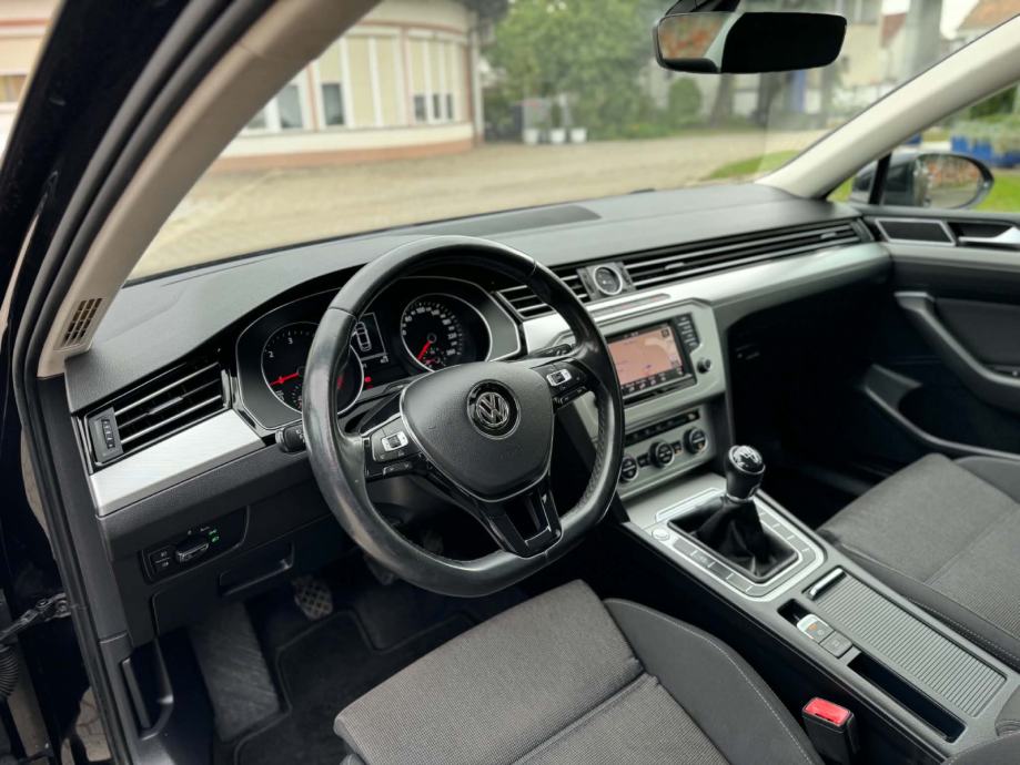 VW Passat 1,6 TDI Navigacija,Tempomat,...*Garancija 12 mjeseci*, fotografija 9
