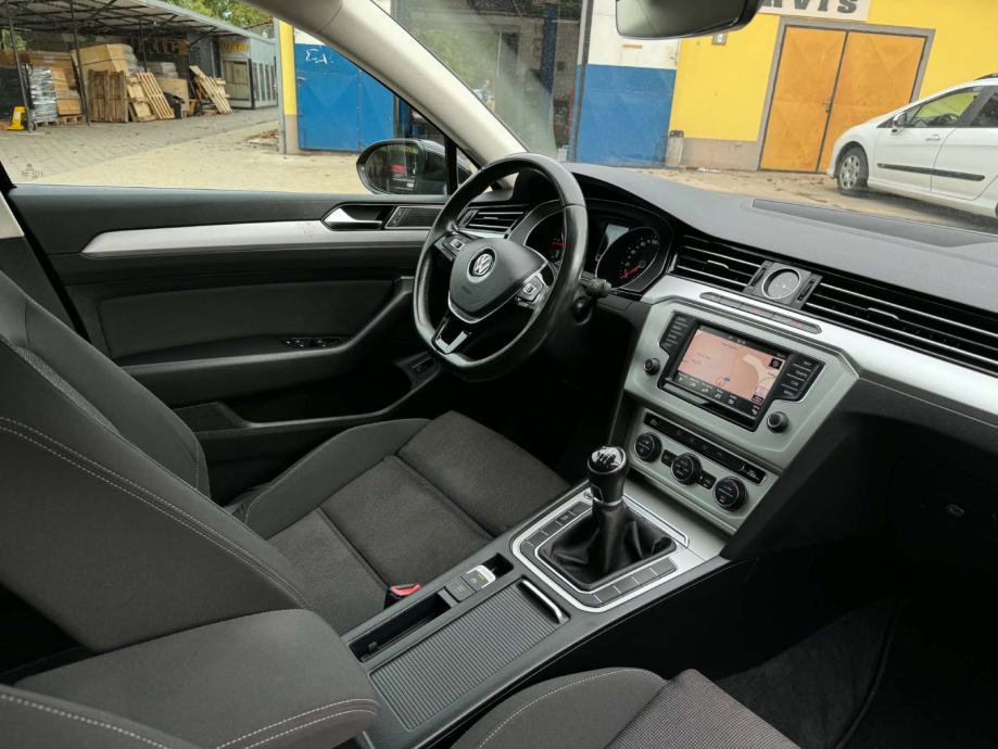 VW Passat 1,6 TDI Navigacija,Tempomat,...*Garancija 12 mjeseci*, fotografija 10
