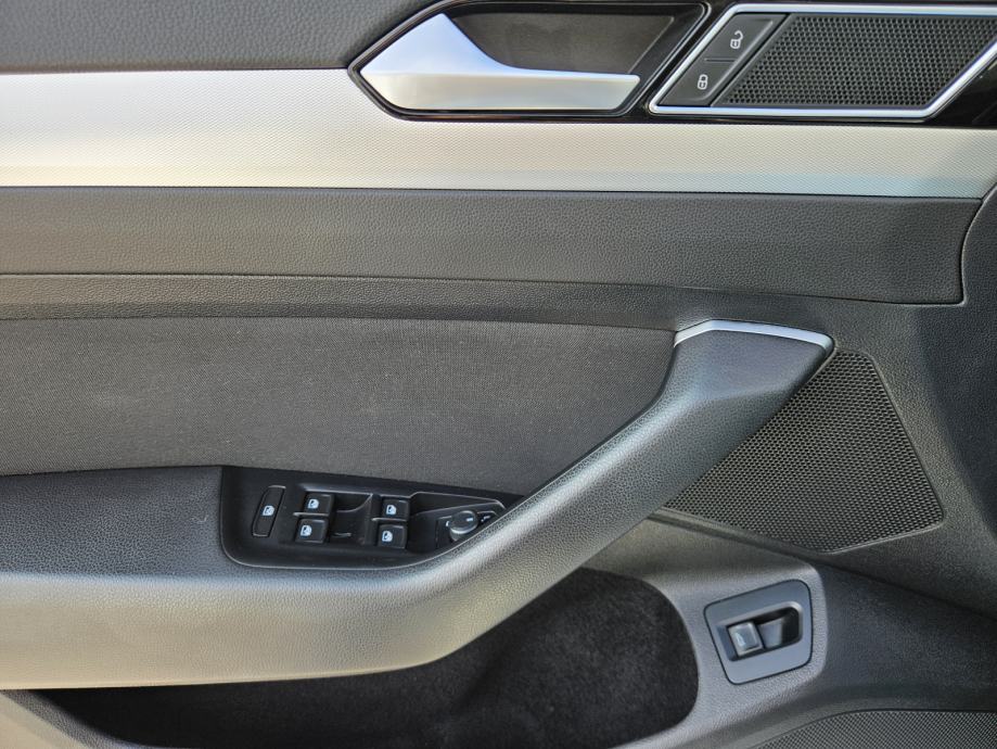 VW Passat 1,6 TDI AKCIJA !!!, fotografija 20