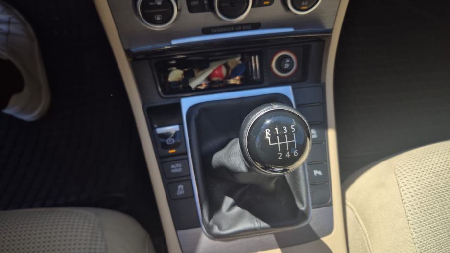 VW Passat B7, fotografija 6