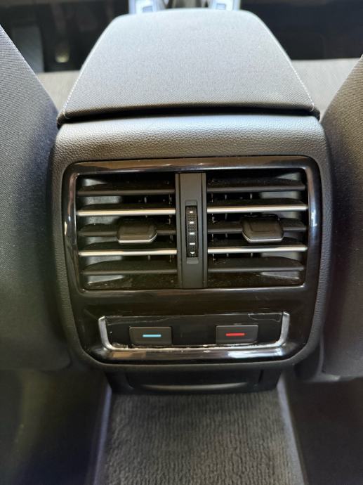 VW Passat 1,6 TDI TEMPOMAT, NAVI, KAMERA, VELIKI SERVIS, fotografija 12