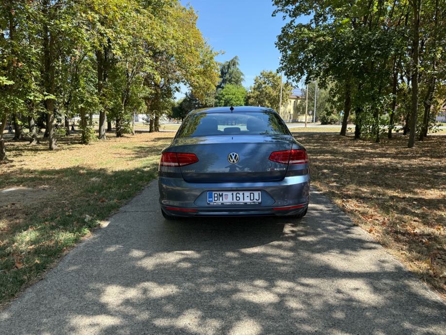 VW Passat 1,6 TDI TEMPOMAT, NAVI, KAMERA, VELIKI SERVIS, fotografija 7