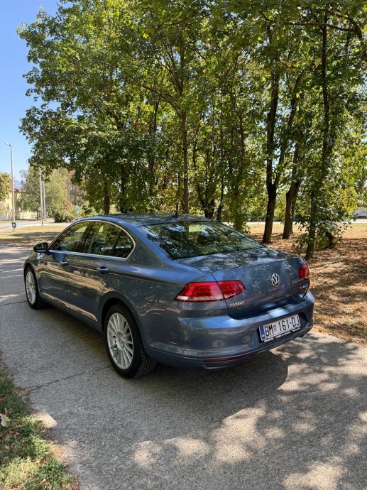 VW Passat 1,6 TDI TEMPOMAT, NAVI, KAMERA, VELIKI SERVIS, fotografija 5