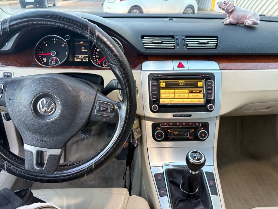 VW Passat HIGHLINE reg. do 07/27, fotografija 8