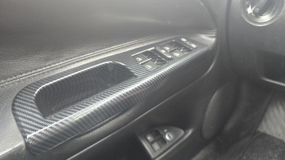 VW Passat 1,9 TDI HIGH LINE 96KW/ XENON - PRILIKA!!!+SET FELGE/GUMA, fotografija 4
