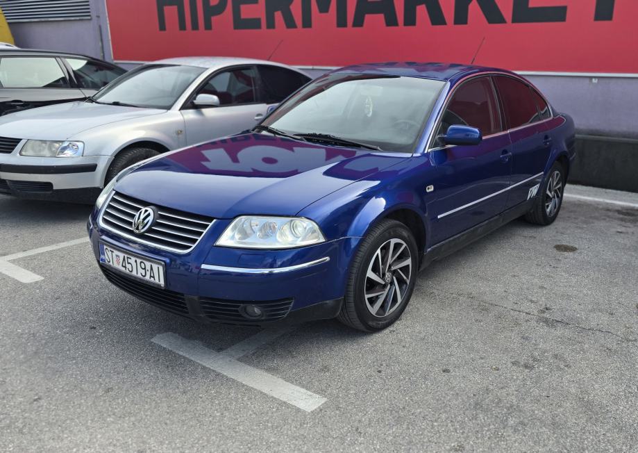 VW Passat 1,9 TDI HIGH LINE 96KW/ XENON - PRILIKA!!!+SET FELGE/GUMA, fotografija 6