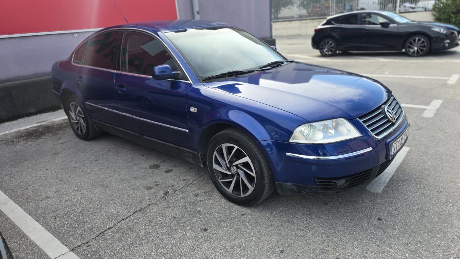 VW Passat 1,9 TDI HIGH LINE 96KW/ XENON - PRILIKA!!!+SET FELGE/GUMA, fotografija 11