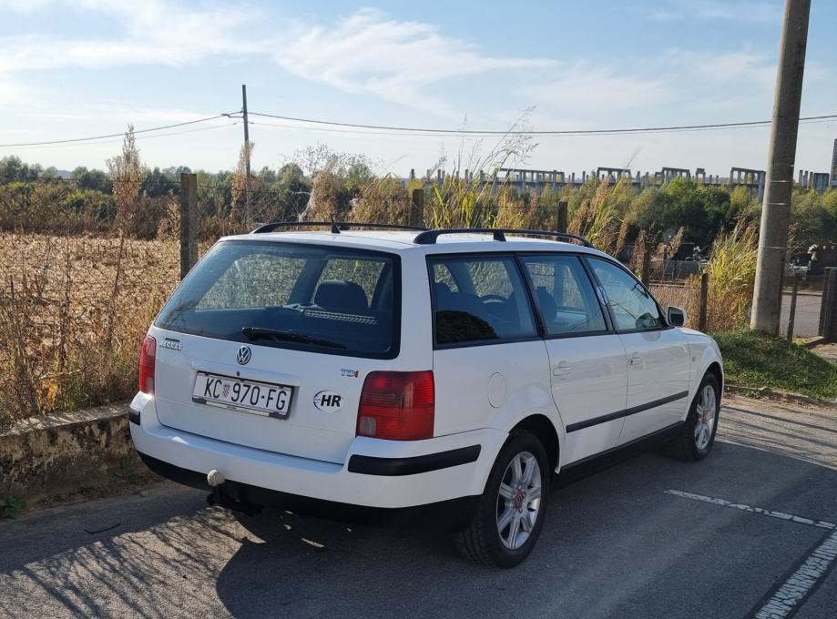 VW Passat 1,9 TDI, Klima, Kuka, Reg. Godinu dana, fotografija 3