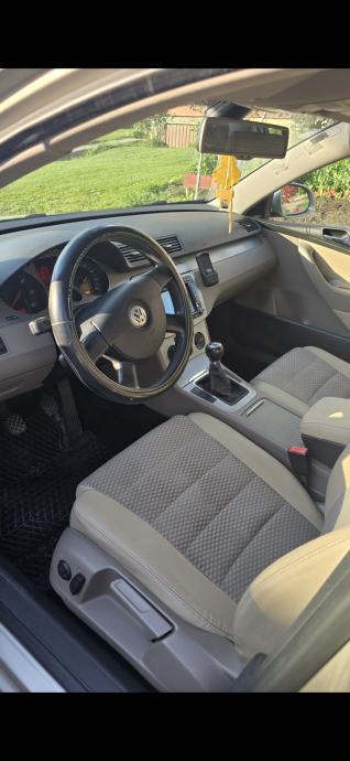 VW Passat 1,9 TDI, fotografija 2
