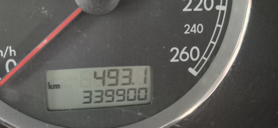 VW Passat 1,9 TDI, fotografija 11
