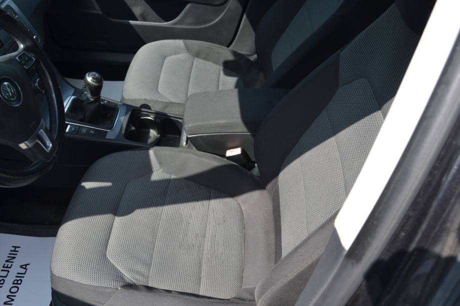 VW Passat 2,0 TDI *** 1. VLASNIK *** SERVISNA *** MOTOR ODLIČAN, fotografija 13