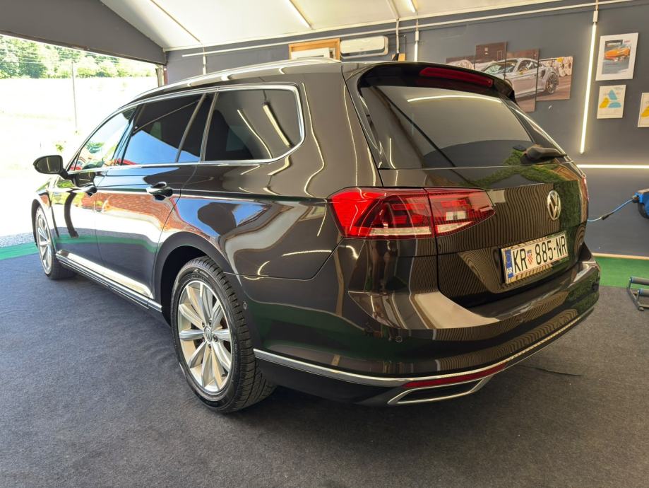 VW Passat 2,0 TDI DSG *REDIZAJN MODEL 2020, PUNO OPREME*, fotografija 4