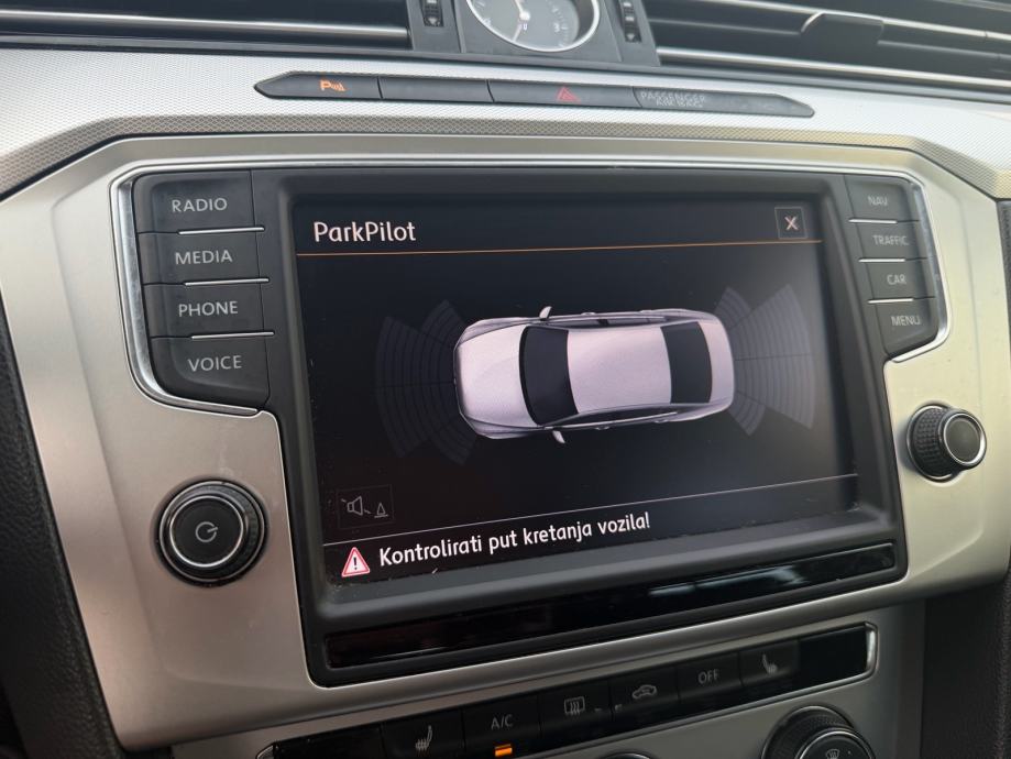 VW Passat 2,0 TDI Automatik TOP Stanje, FULL Oprema,, fotografija 12