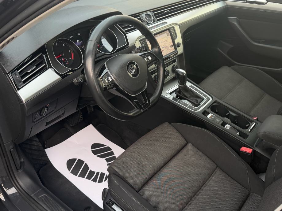 VW Passat 2,0 TDI Automatik TOP Stanje, FULL Oprema,, fotografija 7